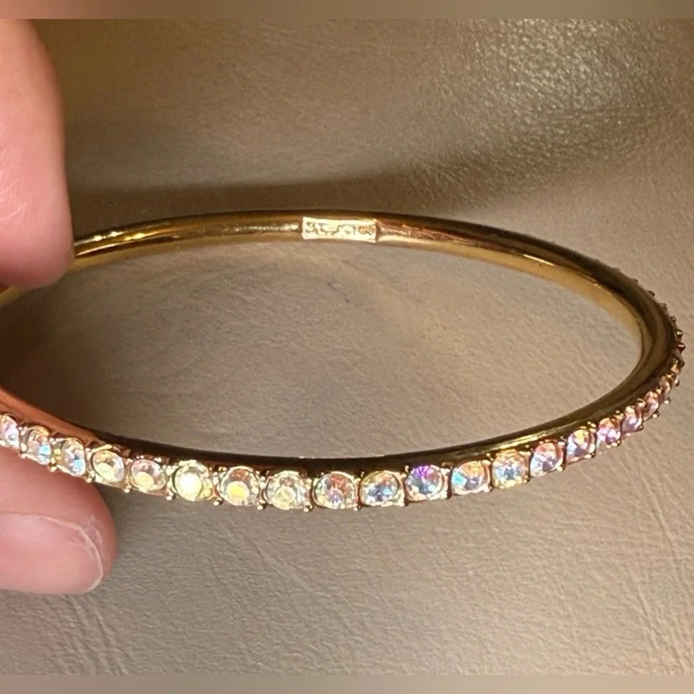 St. John Gold Plate Bangle Bracelet Iridescent Clear Swarovski Crystals 8.25" - Picture 4 of 7